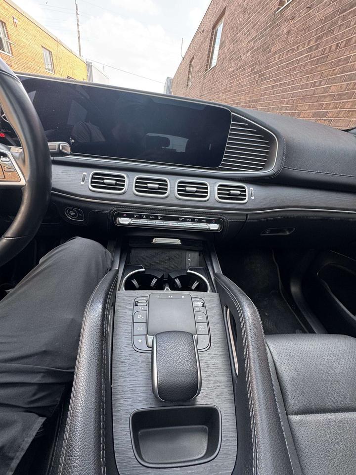 2024 Mercedes-Benz GLE GLE 350 4MATIC, PANO ROOF,  NAVI, DRIVE ASSIST PKG Photo