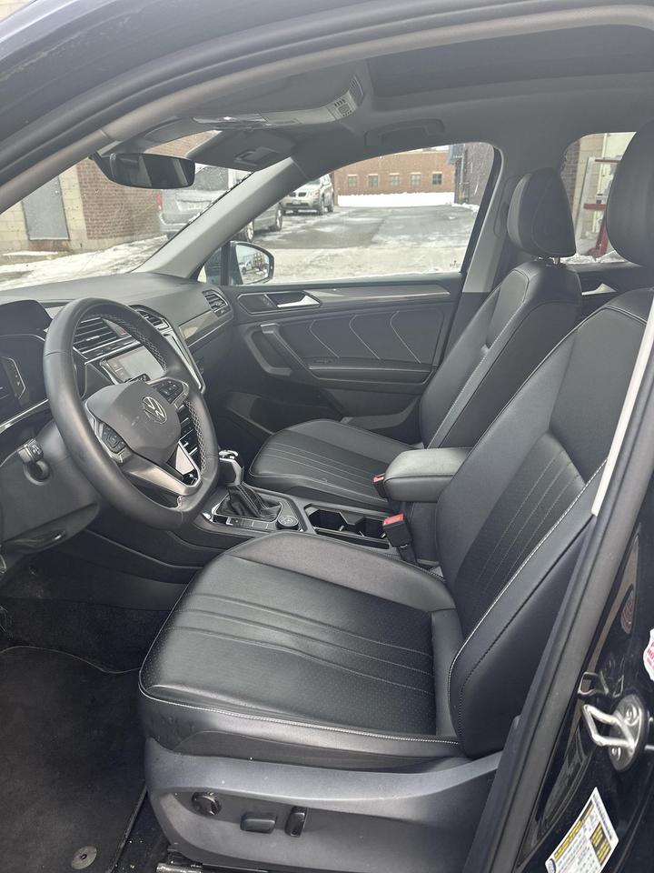 2024 Volkswagen Tiguan COMFORTLINE 4MOTION, SUN ROOF, DRIVE ASSIST Photo