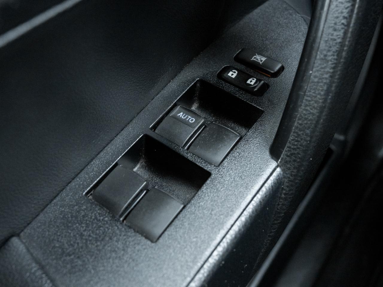 2014 Toyota Corolla CE Photo