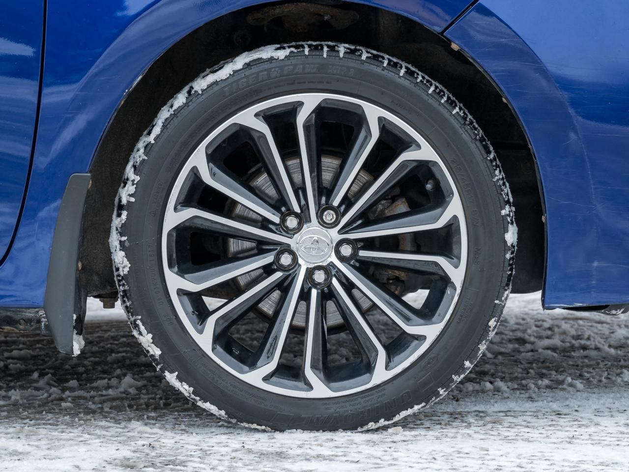 2014 Toyota Corolla S -Leather-Sunroof-Rear Cam-17inch Rims-Heated Sea Photo3