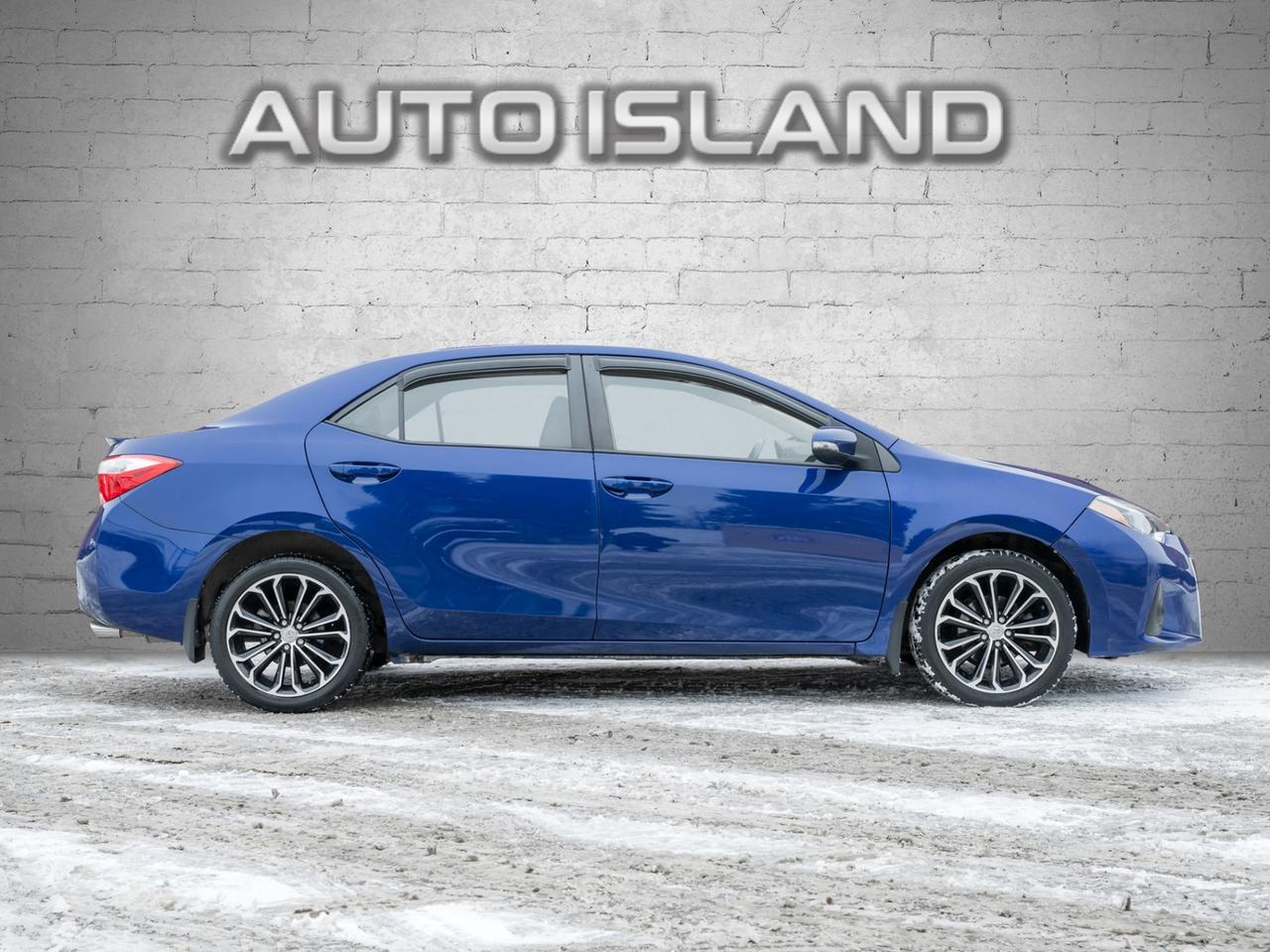 2014 Toyota Corolla S -Leather-Sunroof-Rear Cam-17inch Rims-Heated Sea Photo2
