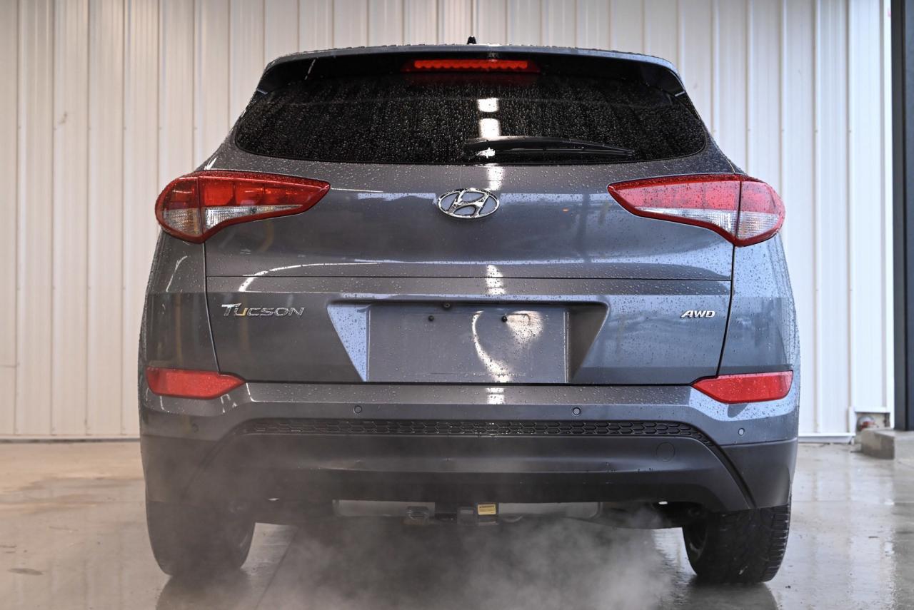 2018 Hyundai Tucson 2.0L Luxury AWD/ 1-owner/ Certified ready to go! Photo3