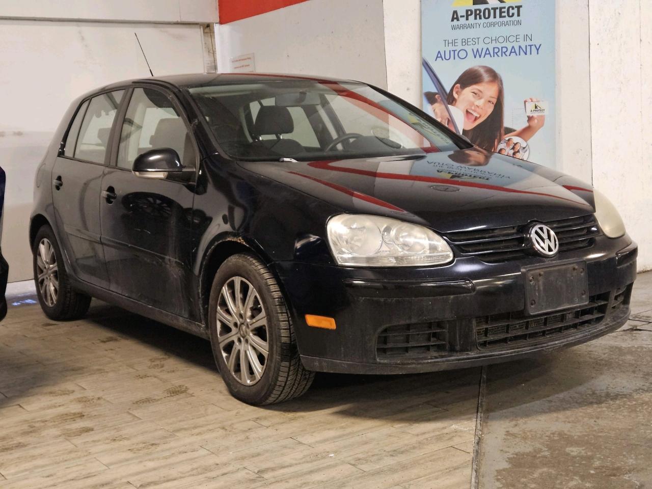 2009 Volkswagen Rabbit 5dr HB Auto Trendline Photo0