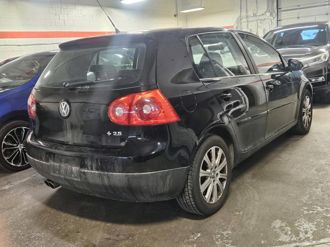 2009 Volkswagen Rabbit 5dr HB Auto Trendline Photo3