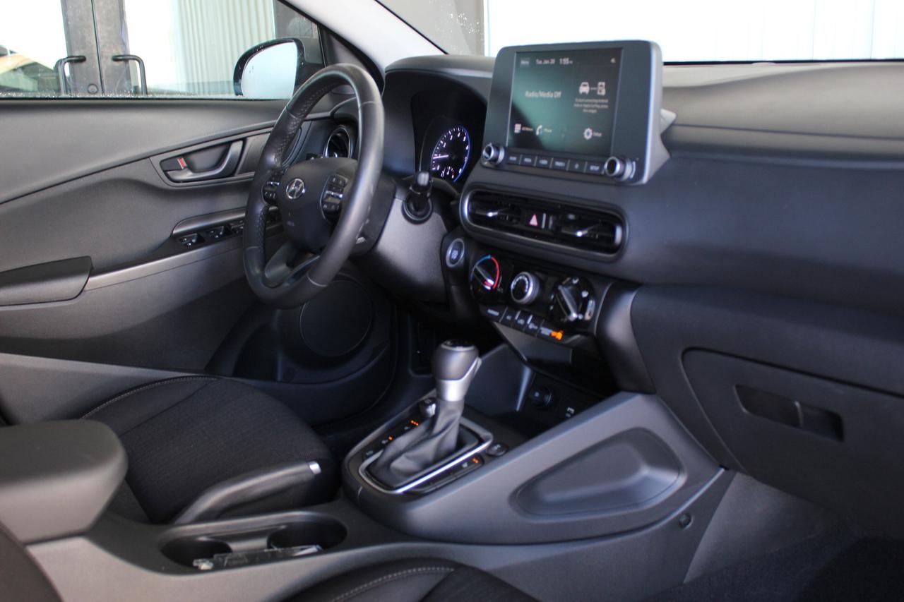 2023 Hyundai KONA Preferred/ AWD/1-OWNER/LOW KILO Photo