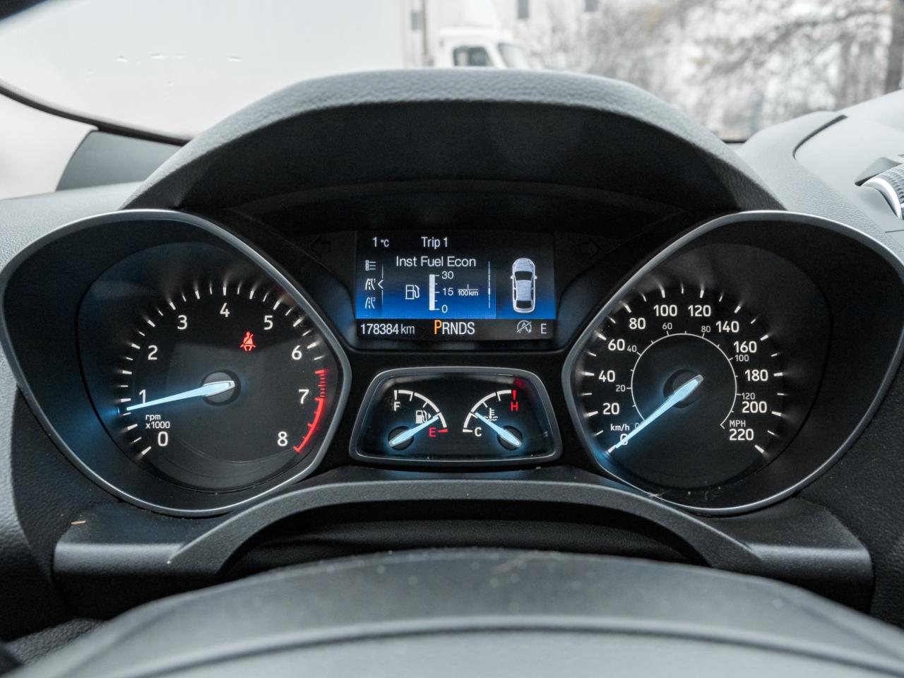 2018 Ford Escape SEL 4WD, NAV, CAMERA, LEATHER, SUNROOF Photo