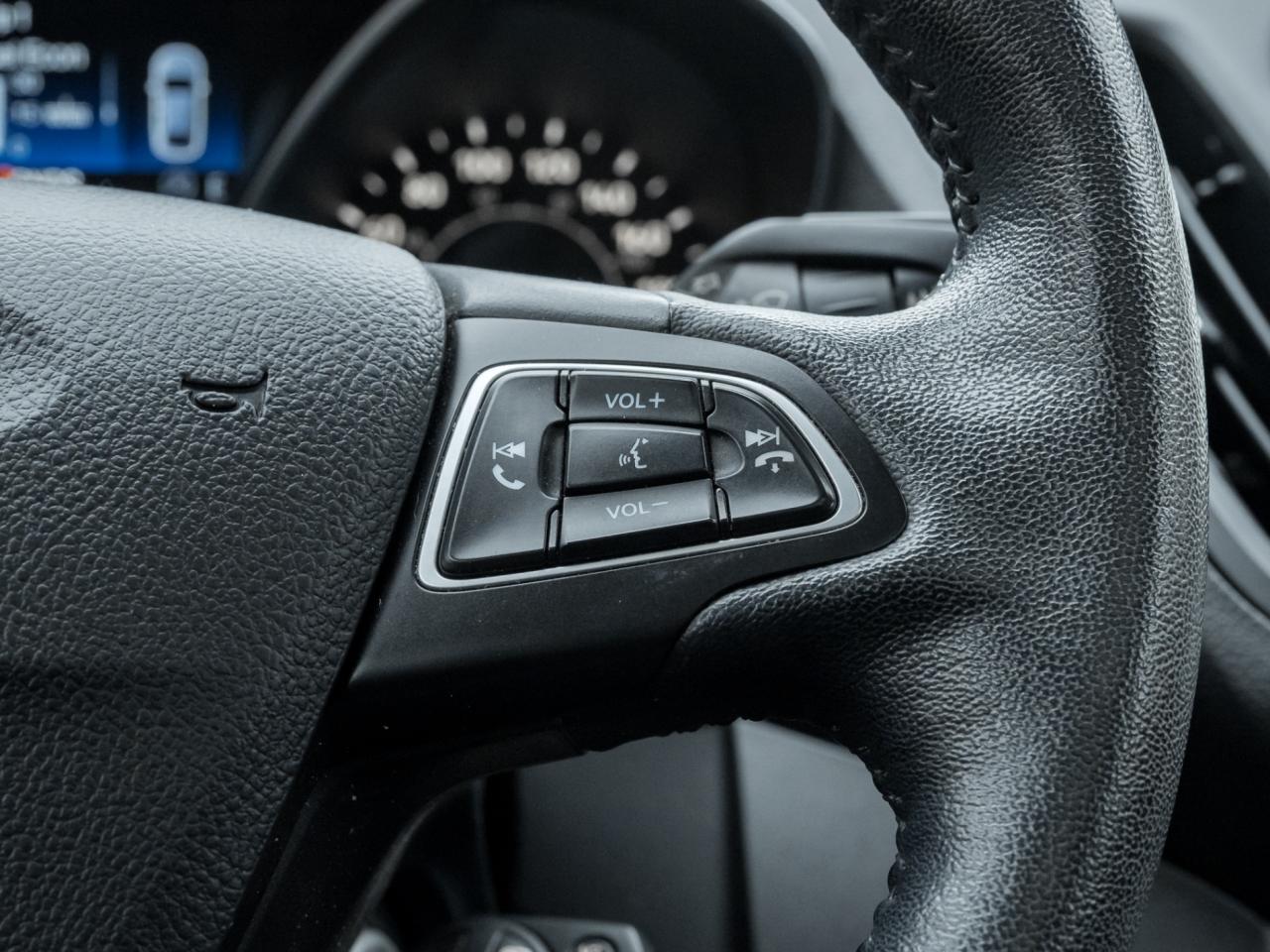 2018 Ford Escape SEL 4WD, NAV, CAMERA, LEATHER, SUNROOF Photo