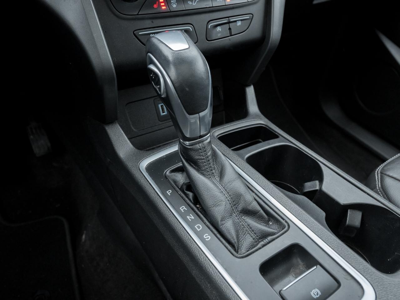 2018 Ford Escape SEL 4WD, NAV, CAMERA, LEATHER, SUNROOF Photo