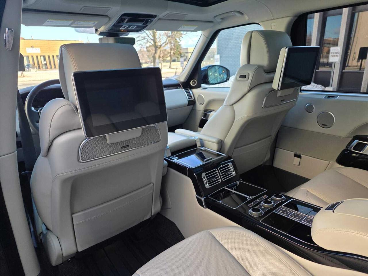 2017 Land Rover Range Rover 4WD 4dr SC SV Autobiography LWB Photo