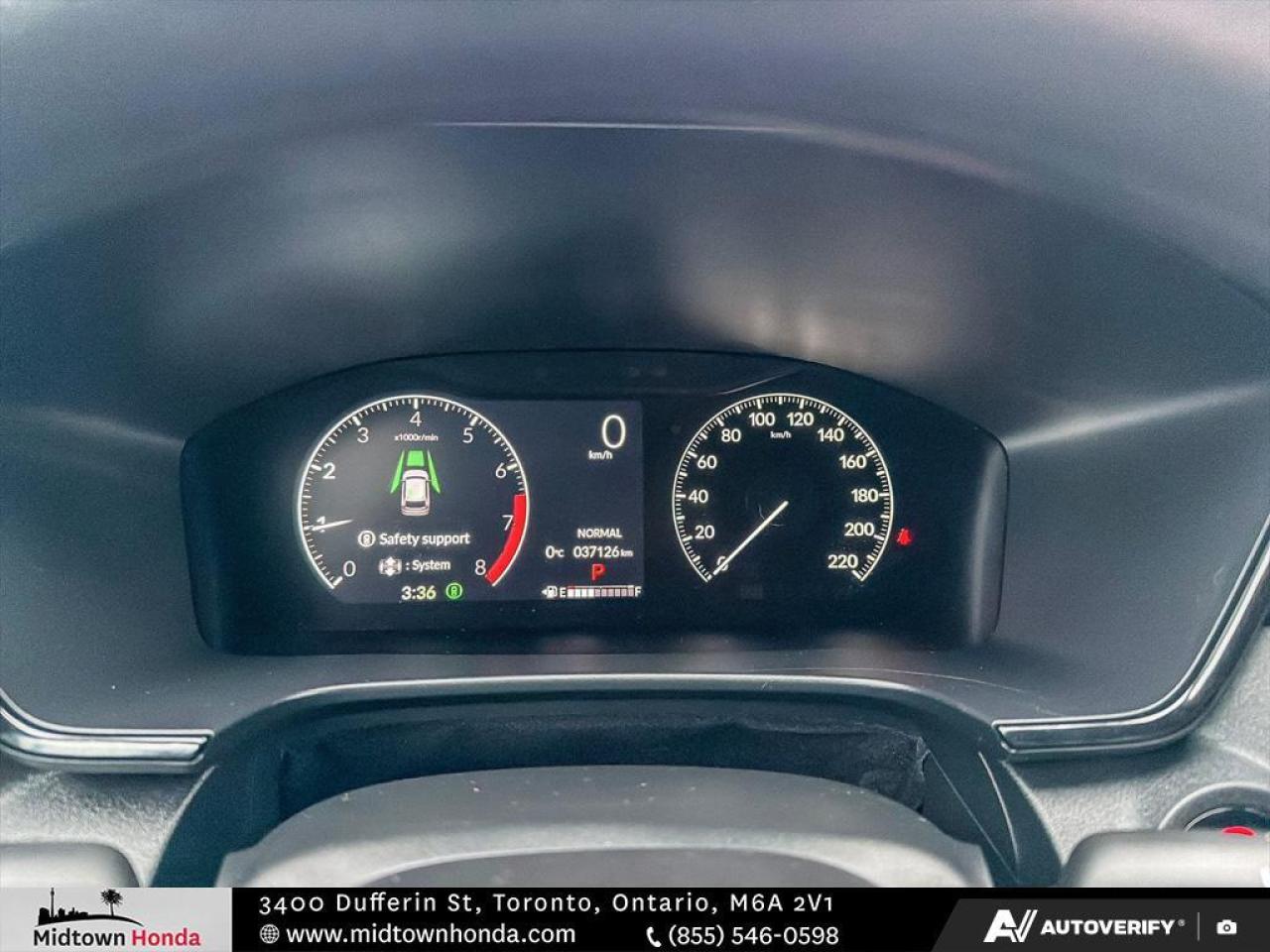 2024 Honda CR-V *New Inventory / AWD / Clean Carfax Photo