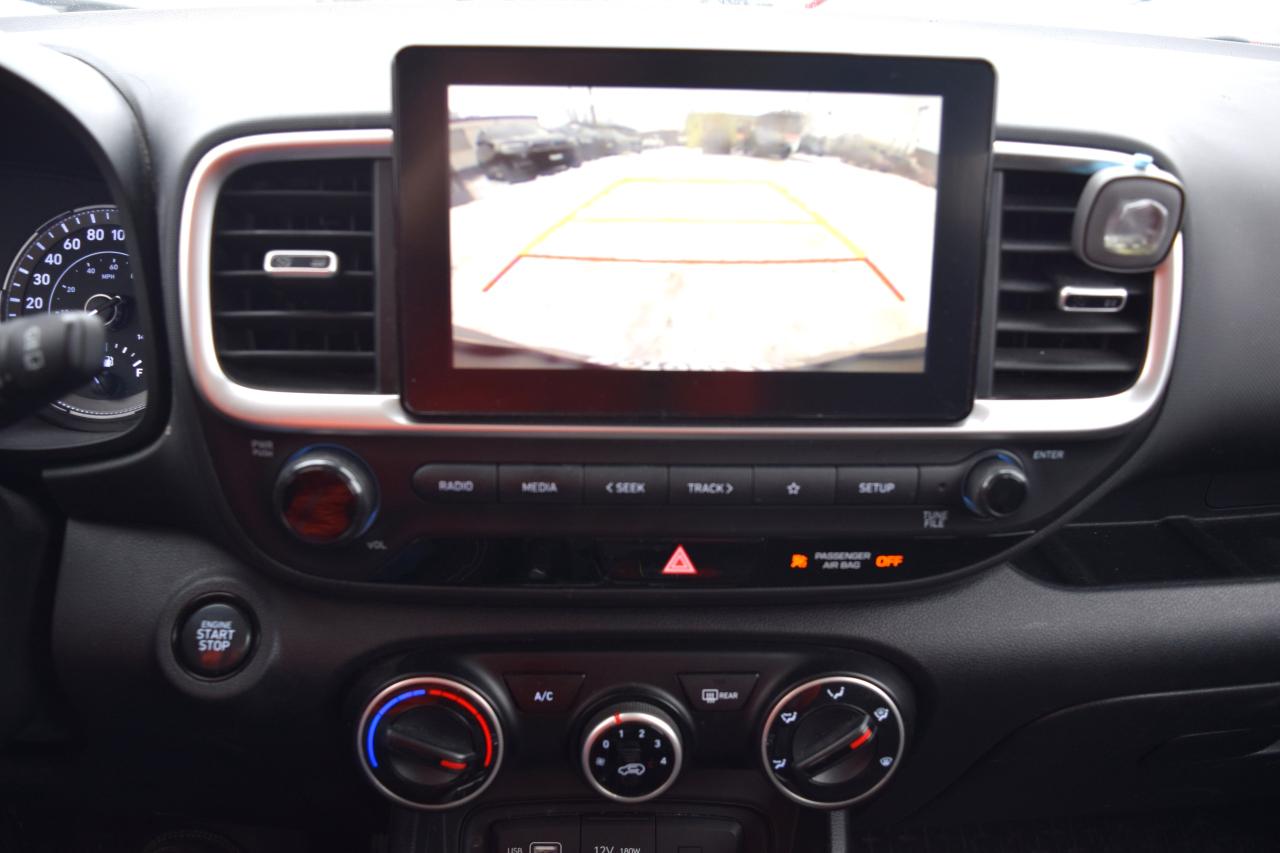 2022 Hyundai Venue Preferred Back Up Camera Photo