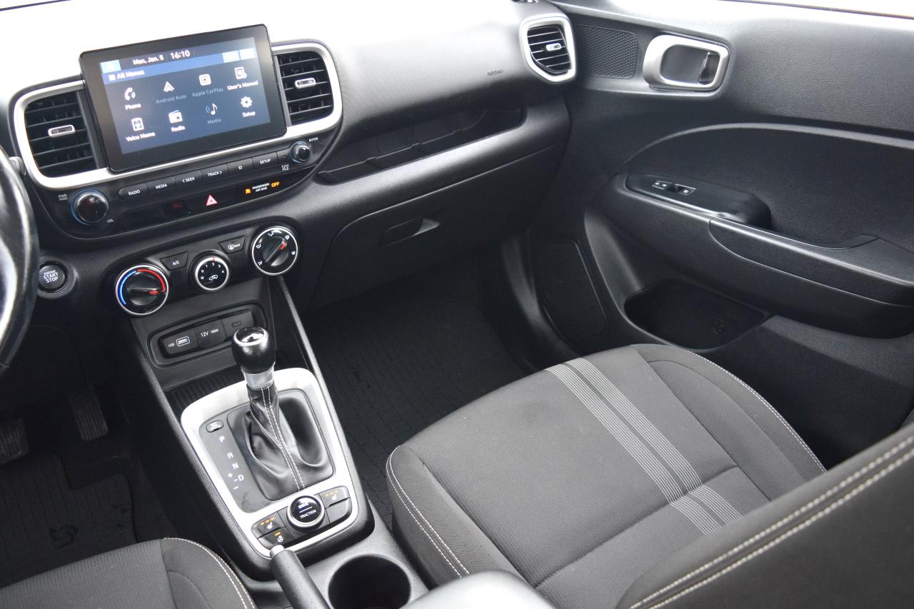 2022 Hyundai Venue Preferred Back Up Camera Photo