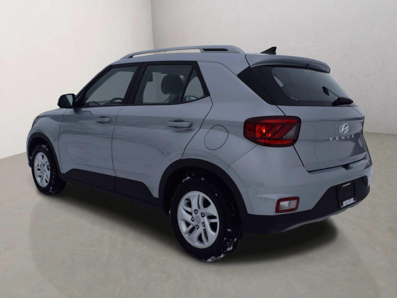 2022 Hyundai Venue Preferred Back Up Camera Photo