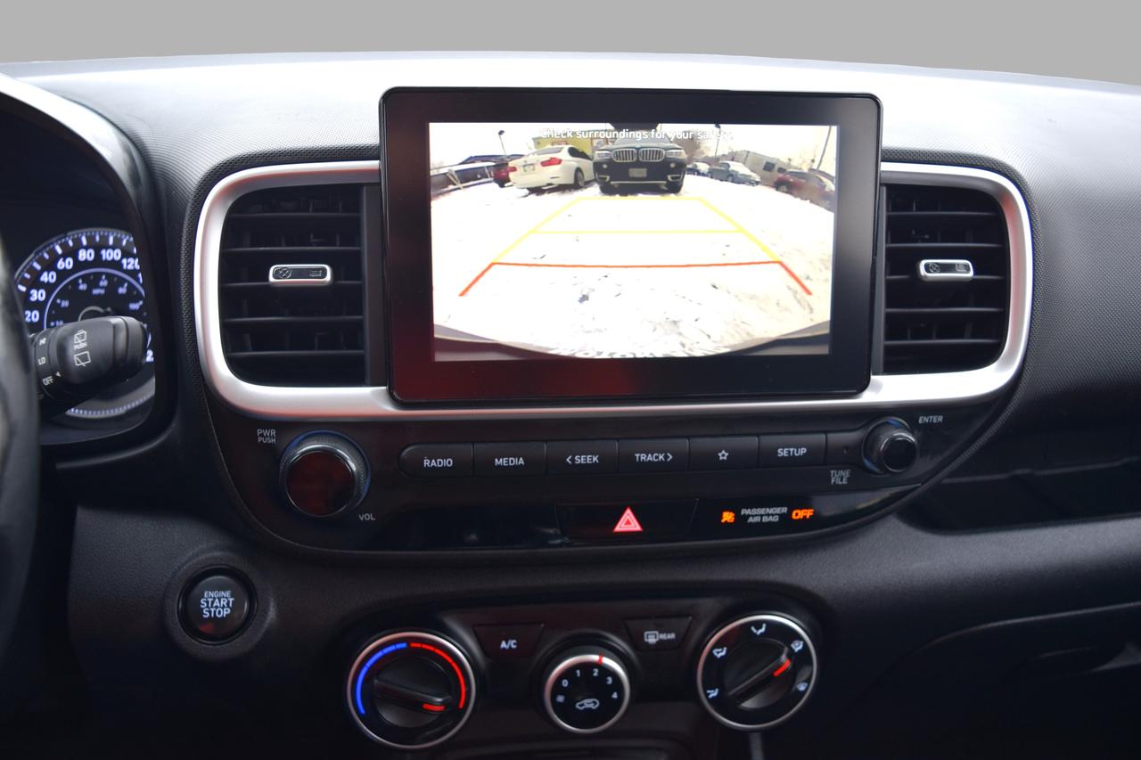 2022 Hyundai Venue Preferred Back Up Camera Photo