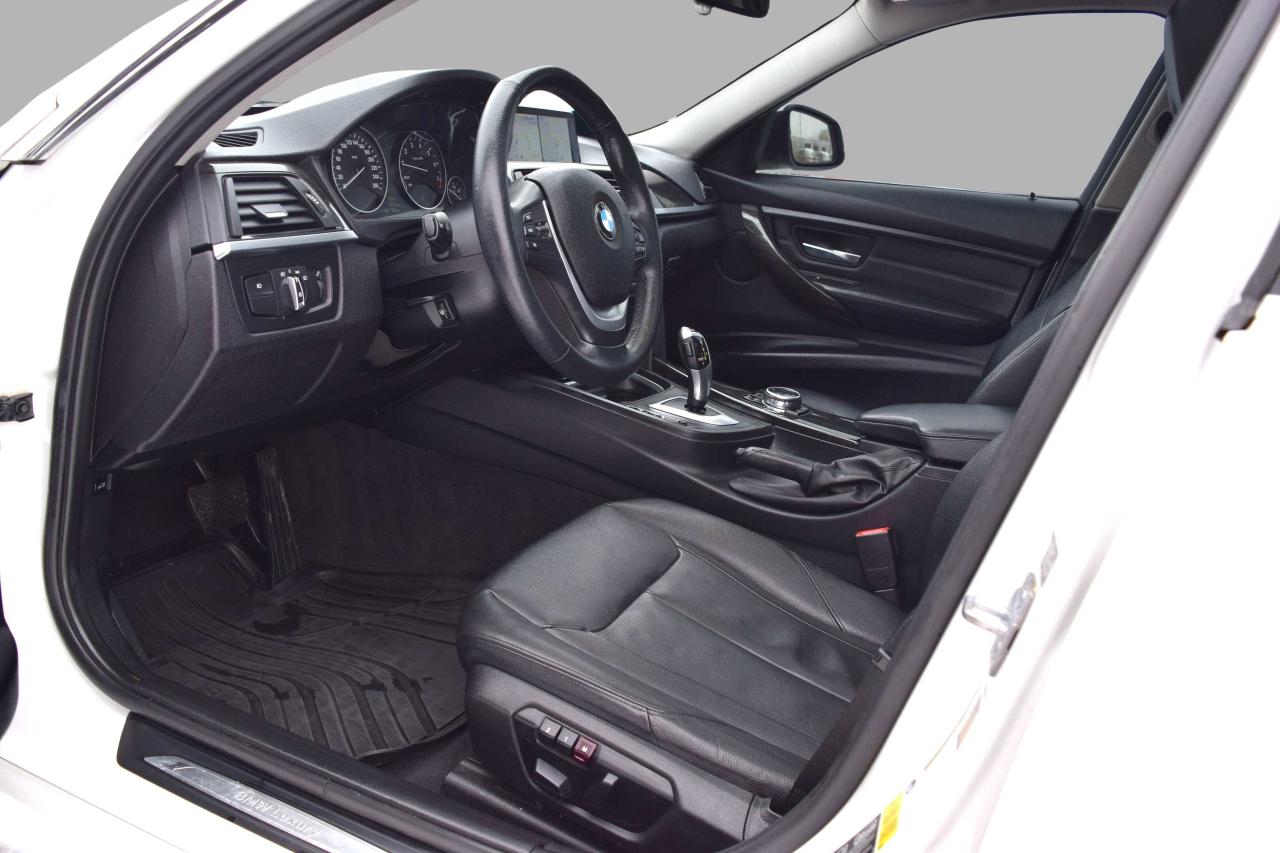 2014 BMW 3 Series 328i xDrive Photo