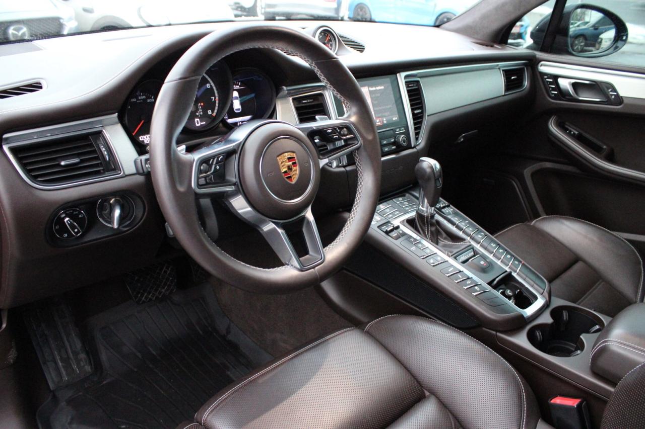 2018 Porsche Macan Turbo   No Accident   Loaded   Safety Certified Photo