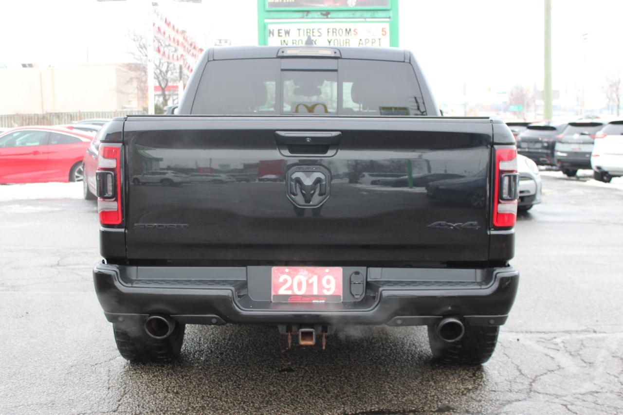 2019 RAM 1500 Sport Crew Cab 4WD Moonroof Photo