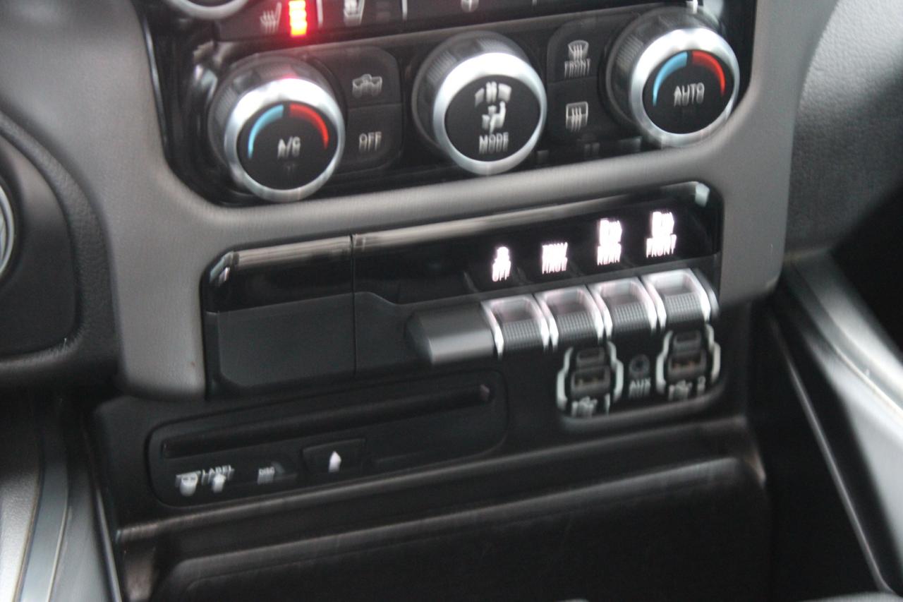 2019 RAM 1500 Sport Crew Cab 4WD Moonroof Photo