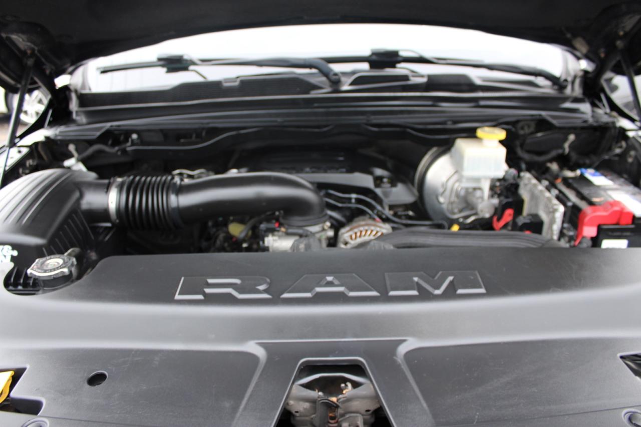 2019 RAM 1500 Sport Crew Cab 4WD Moonroof Photo