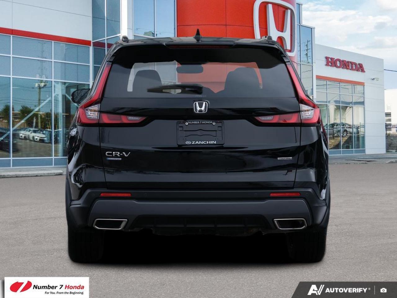 2023 Honda CR-V Hybrid Touring *NO REPORTED ACCIDENTS*ONE OWNER Photo4