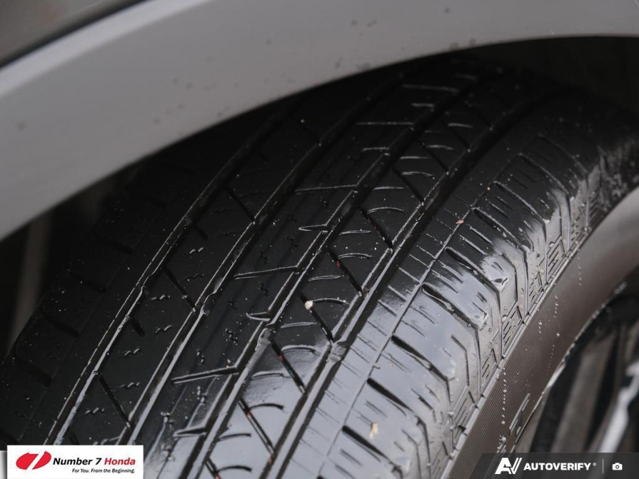 2023 Honda CR-V Hybrid Touring *NO REPORTED ACCIDENTS*ONE OWNER Photo