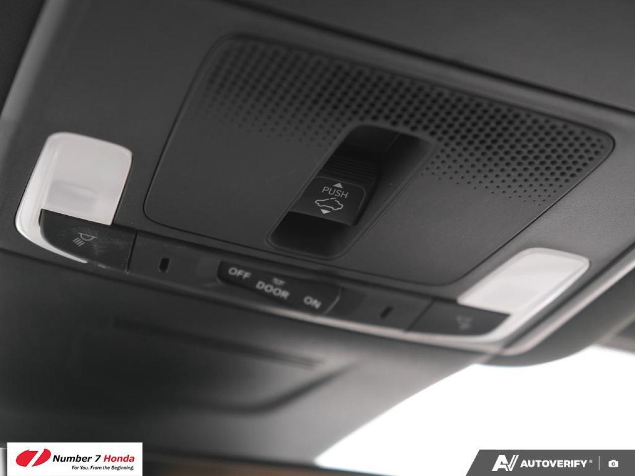 2023 Honda CR-V Hybrid Touring *NO REPORTED ACCIDENTS*ONE OWNER Photo