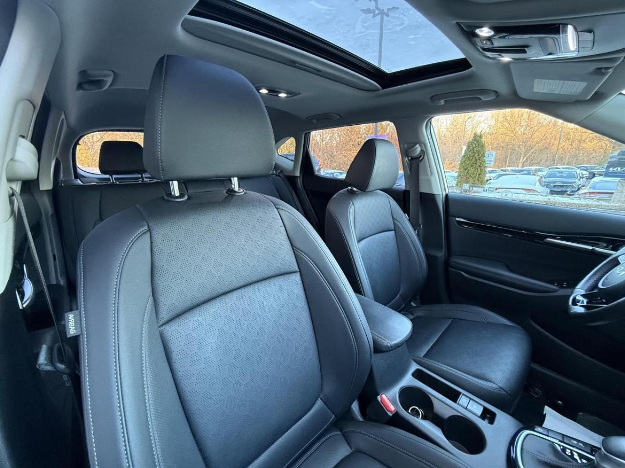 2025 Kia Seltos EX AWD Photo