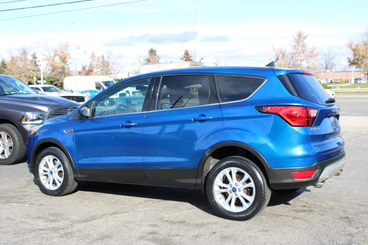 2019 Ford Escape SE 4WD   NO ACCIDENT   CLEAN CARFAX Photo4