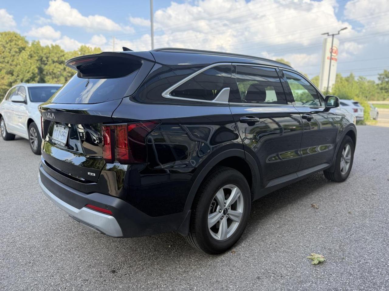 2023 Kia Sorento EX AWD Photo4