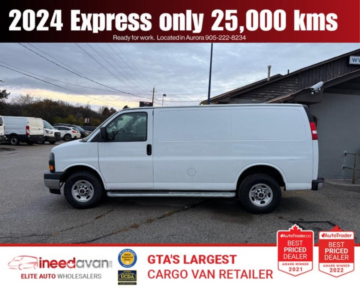 2024 Chevrolet Express only 25,000 Kms from new. Factory warranty Photo0