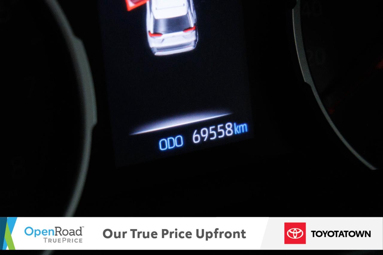 2020 Toyota RAV4 XLE! ACCIDENT FREE! ELIGIBLE FOR OPEN ROAD LEASING Photo