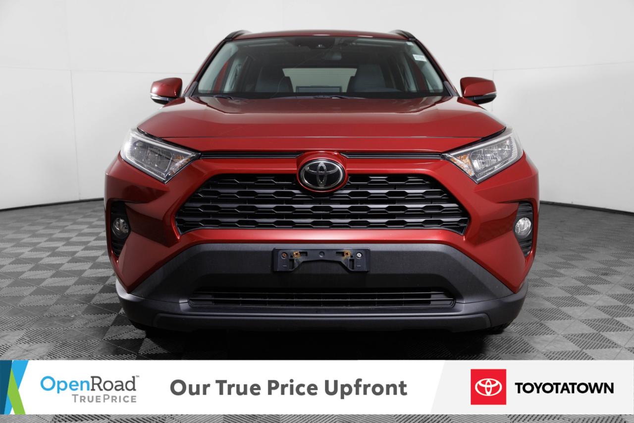 2020 Toyota RAV4 XLE! ACCIDENT FREE! ELIGIBLE FOR OPEN ROAD LEASING Photo