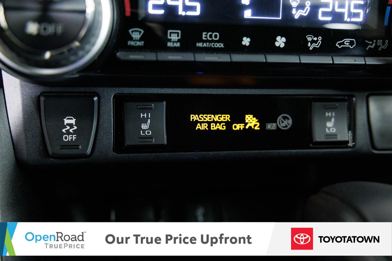 2020 Toyota RAV4 XLE! ACCIDENT FREE! ELIGIBLE FOR OPEN ROAD LEASING Photo