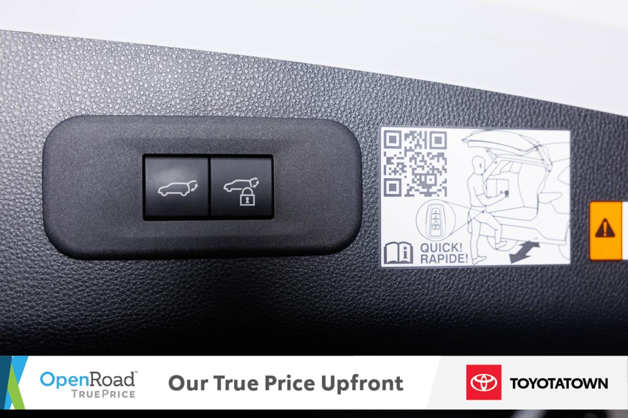 2025 Toyota Crown Signia LIMITED! ACCIDENT FREE! CERTIFIED PRE OWNED! ELIGI Photo