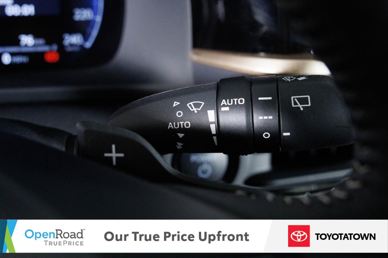 2025 Toyota Crown Signia LIMITED! ACCIDENT FREE! CERTIFIED PRE OWNED! ELIGI Photo