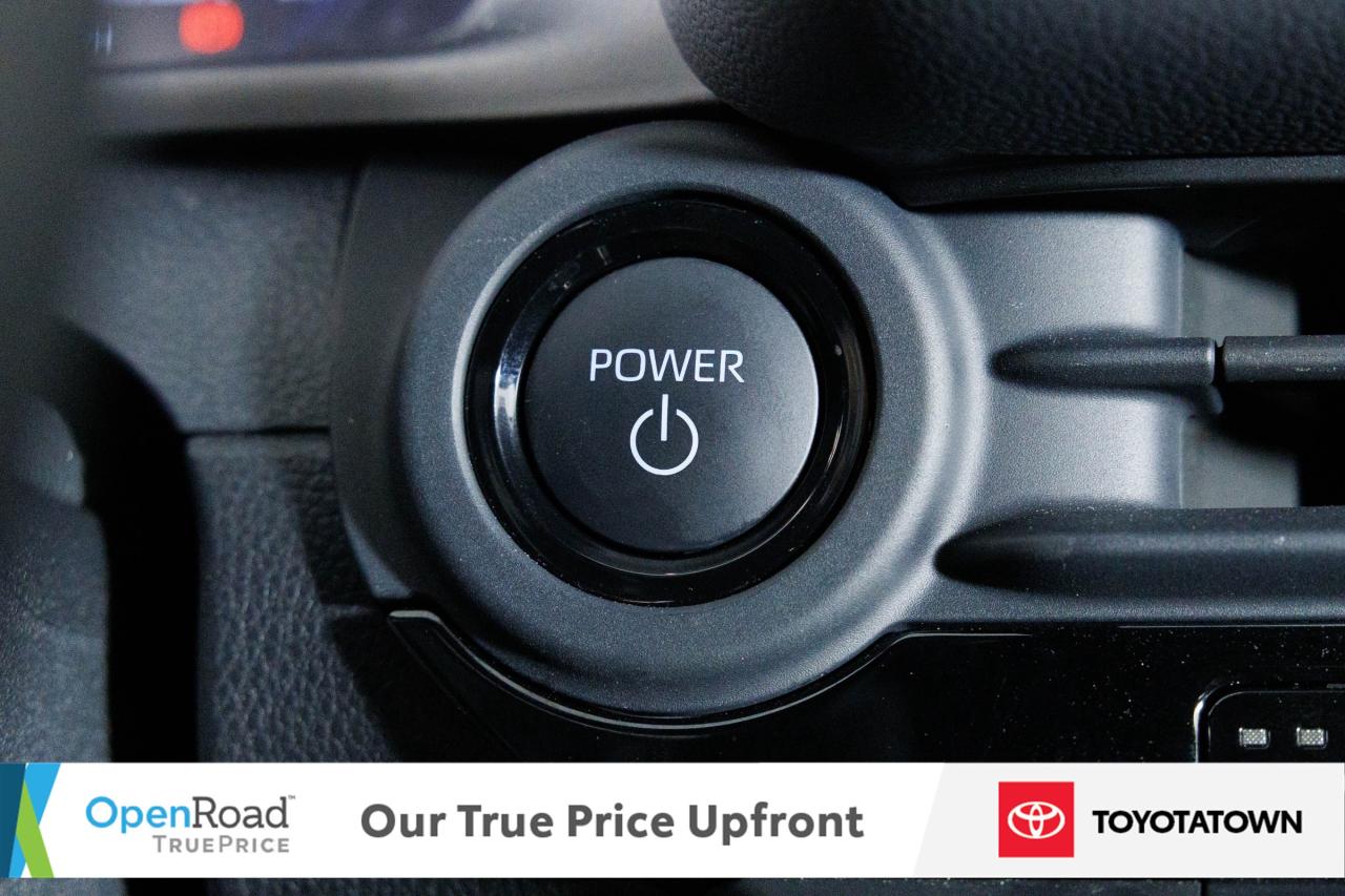 2025 Toyota Crown Signia LIMITED! ACCIDENT FREE! CERTIFIED PRE OWNED! ELIGI Photo