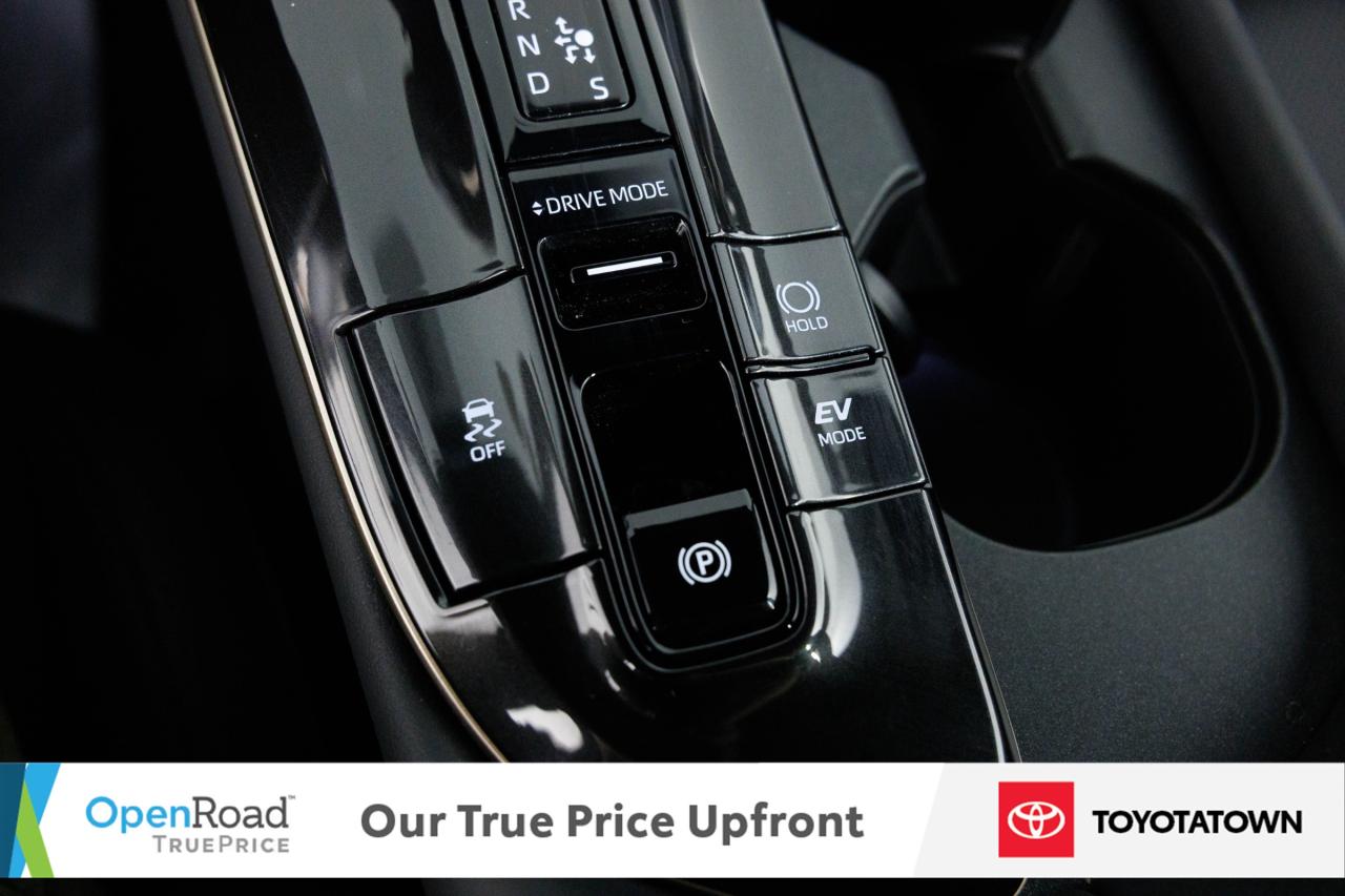 2025 Toyota Crown Signia LIMITED! ACCIDENT FREE! CERTIFIED PRE OWNED! ELIGI Photo