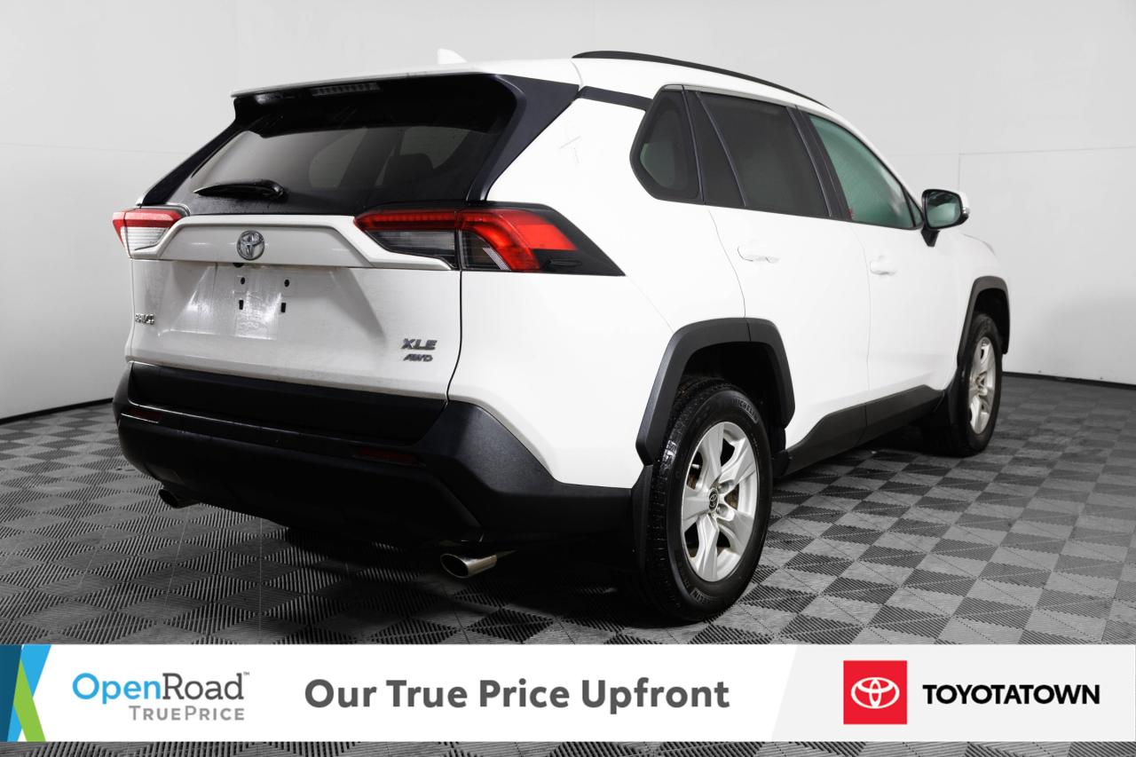 2021 Toyota RAV4 XLE! ACCIDENT FREE! ELIGIBLE FOR OPEN ROAD LEASING Photo