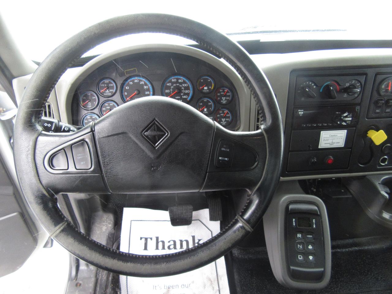 2018 International 4400 DIESEL TANDEM AXLE 26FT INSULATED MUD TRUCK Photo