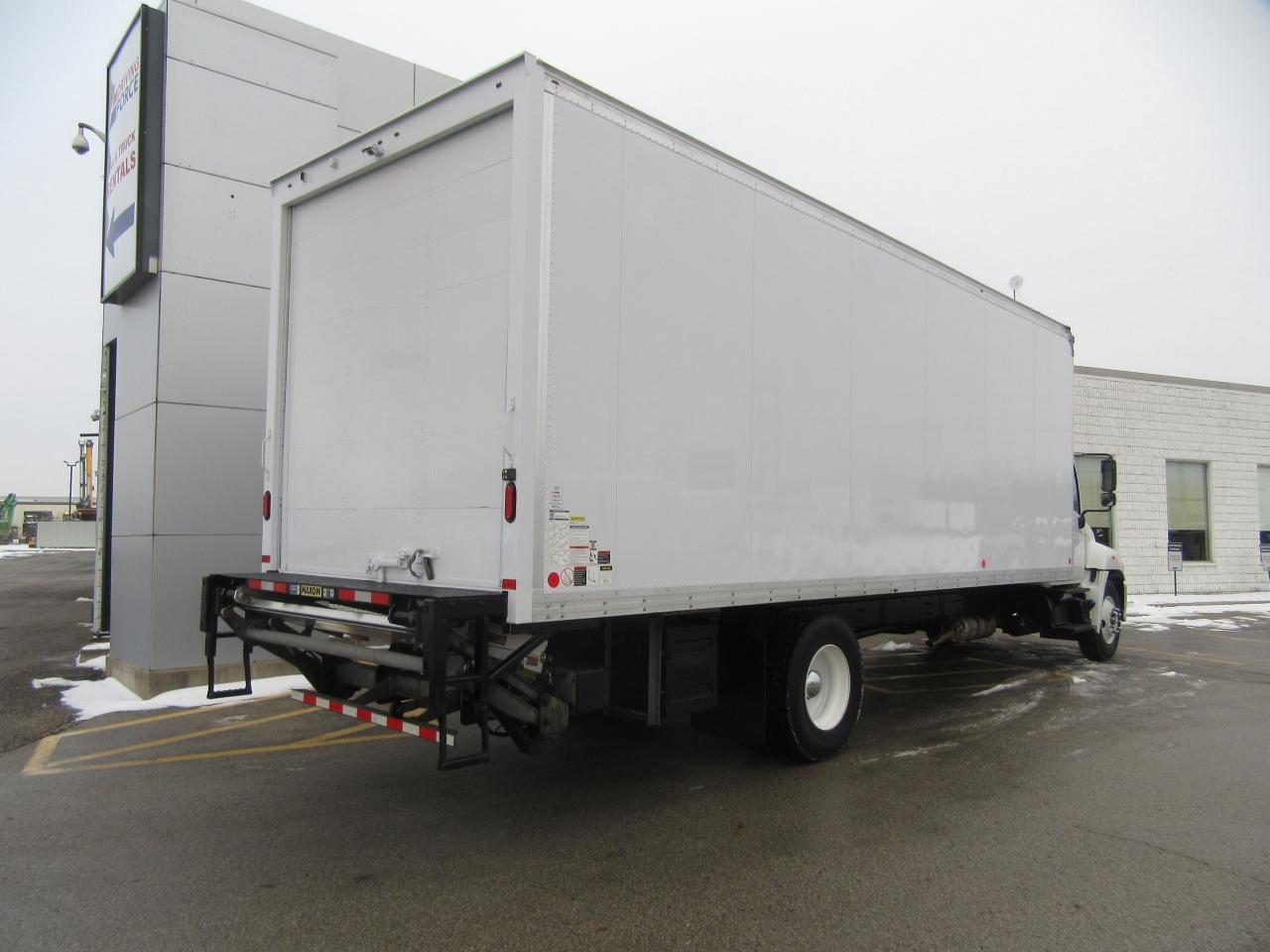 2023 Hino L7 WITH 26FT BOX LARGE ALUMINUM POWER LIFTGATE & RAMP Photo