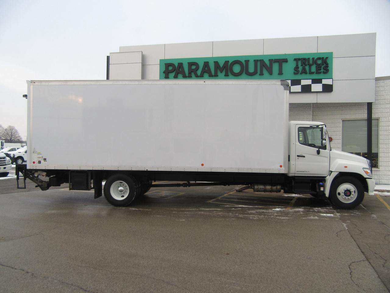 2023 Hino L7 WITH 26FT BOX LARGE ALUMINUM POWER LIFTGATE Photo