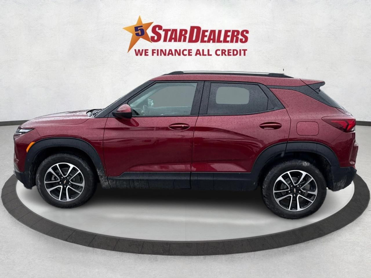 2024 Chevrolet TrailBlazer AWD HEATED SEATS REMOTE START WE FINANCE ALL CREDT Photo3