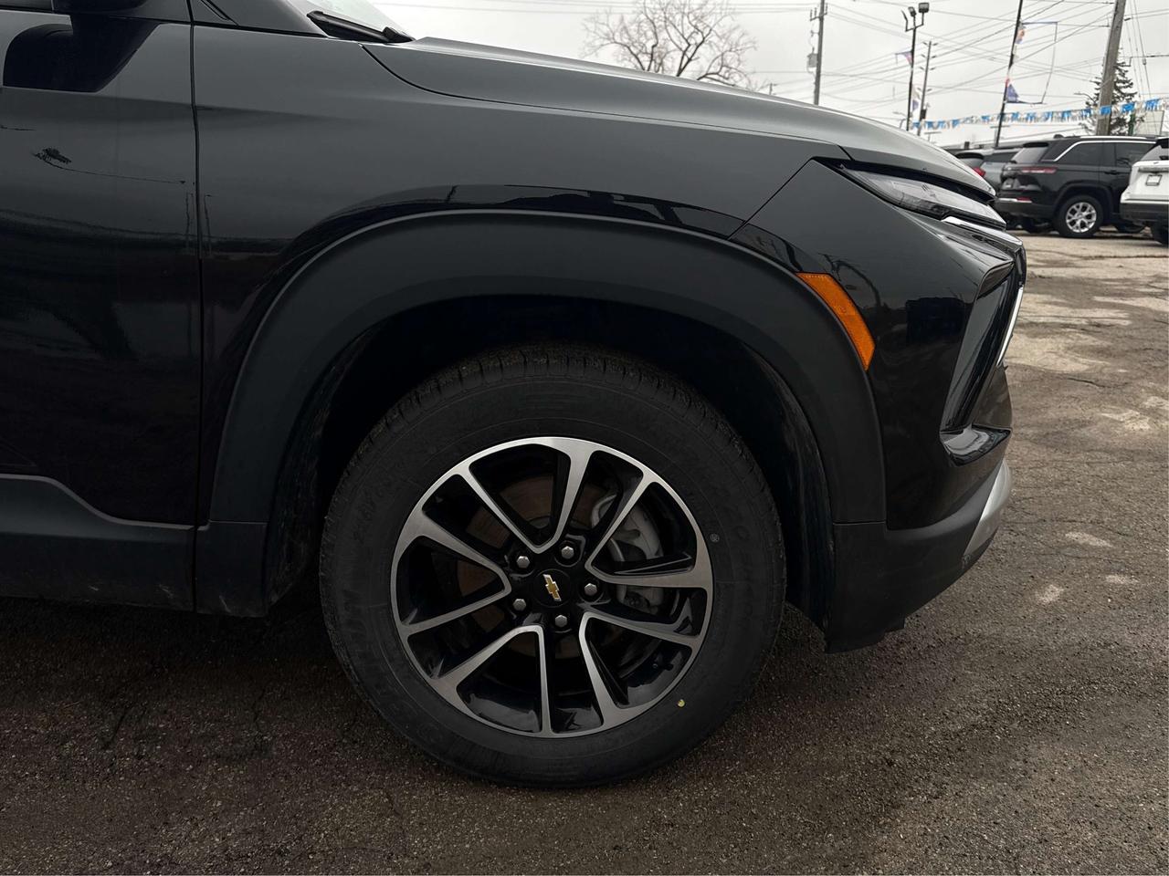 2024 Chevrolet TrailBlazer AWD  REMOTE START LOADED WE FINANCE ALL CREDT Photo