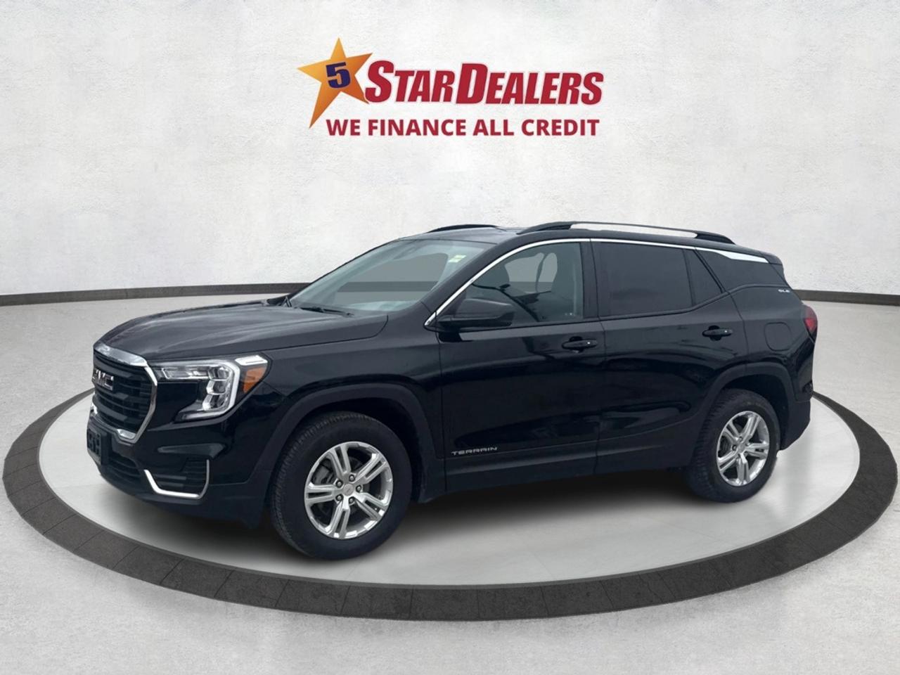 2024 GMC Terrain AWD HEATED SEATS REMOTE START WE FINANCE ALL CREDT Photo