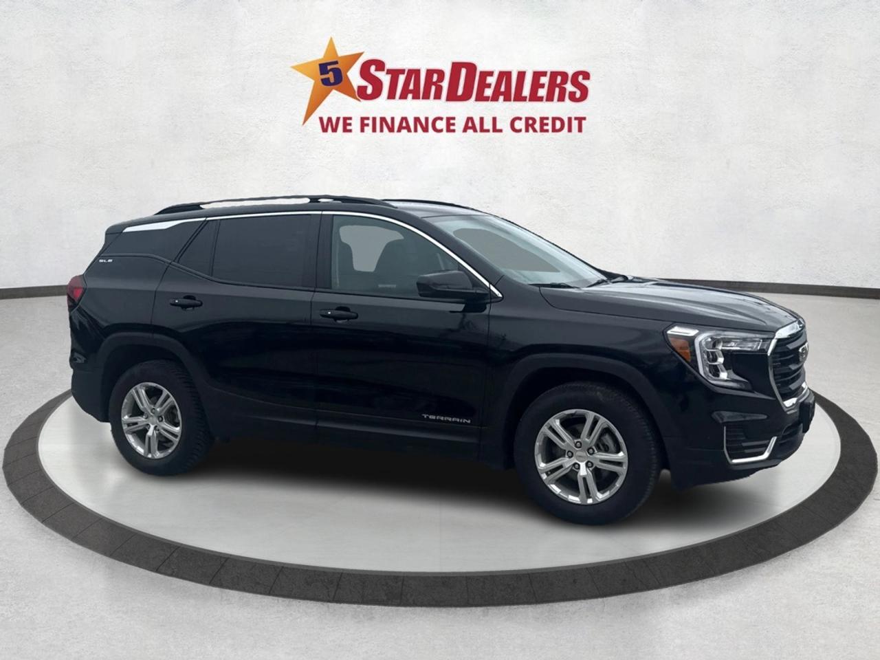 2024 GMC Terrain AWD HEATED SEATS REMOTE START WE FINANCE ALL CREDT Photo