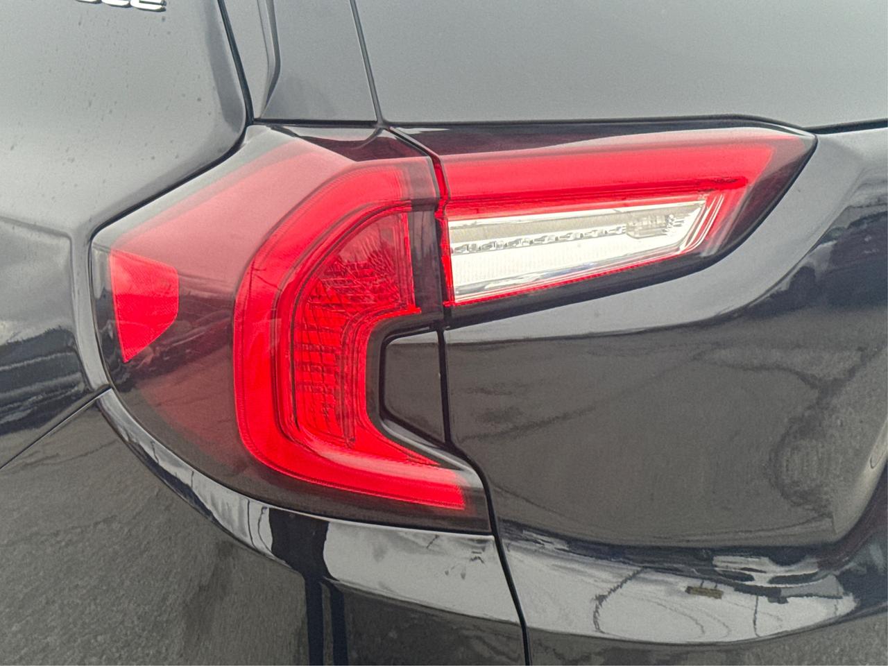 2024 GMC Terrain AWD HEATED SEATS REMOTE START WE FINANCE ALL CREDT Photo