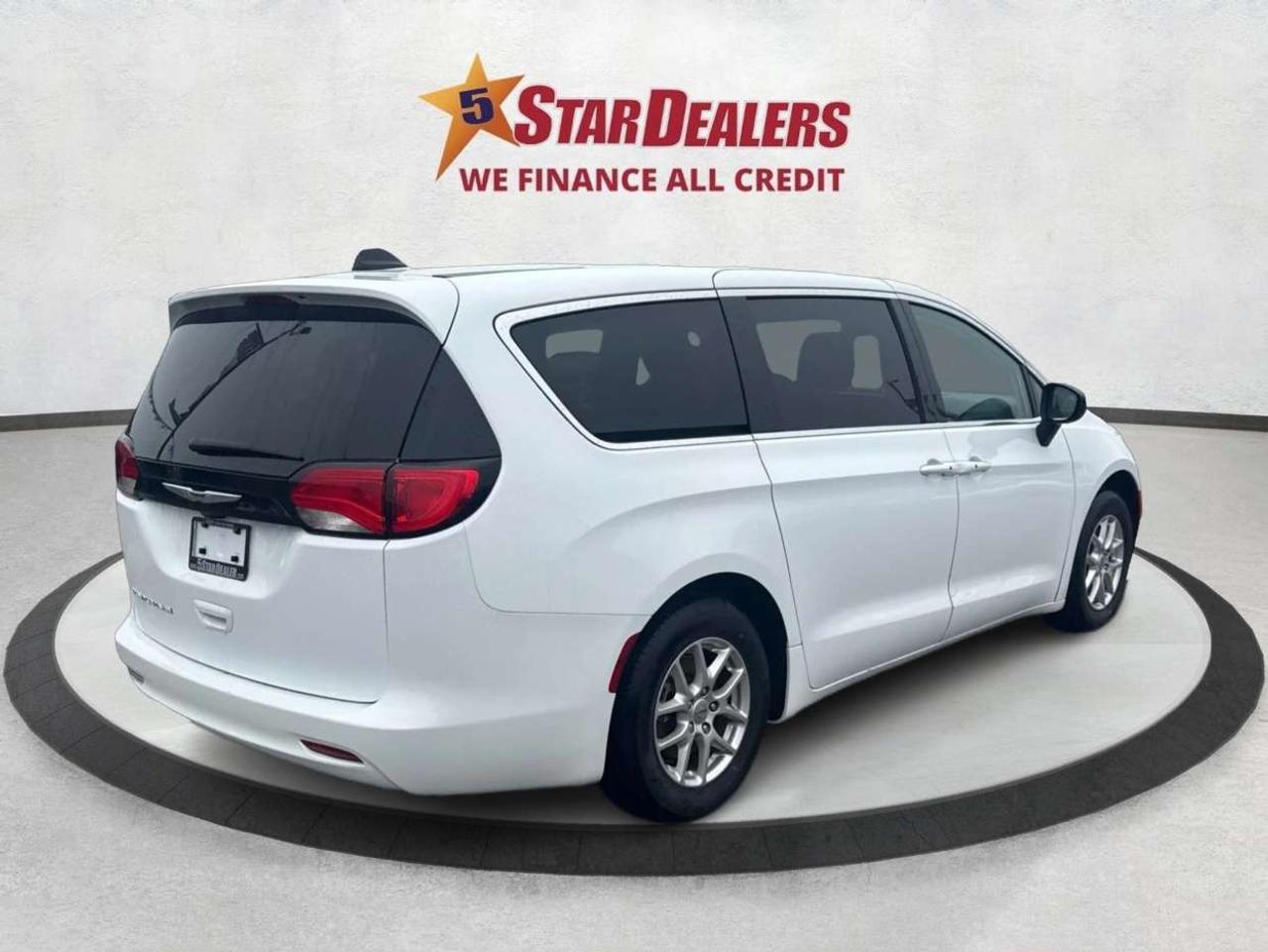 2024 Dodge Grand Caravan SXT CERTIFIED   MINT WE FINANCE ALL CREDIT Photo
