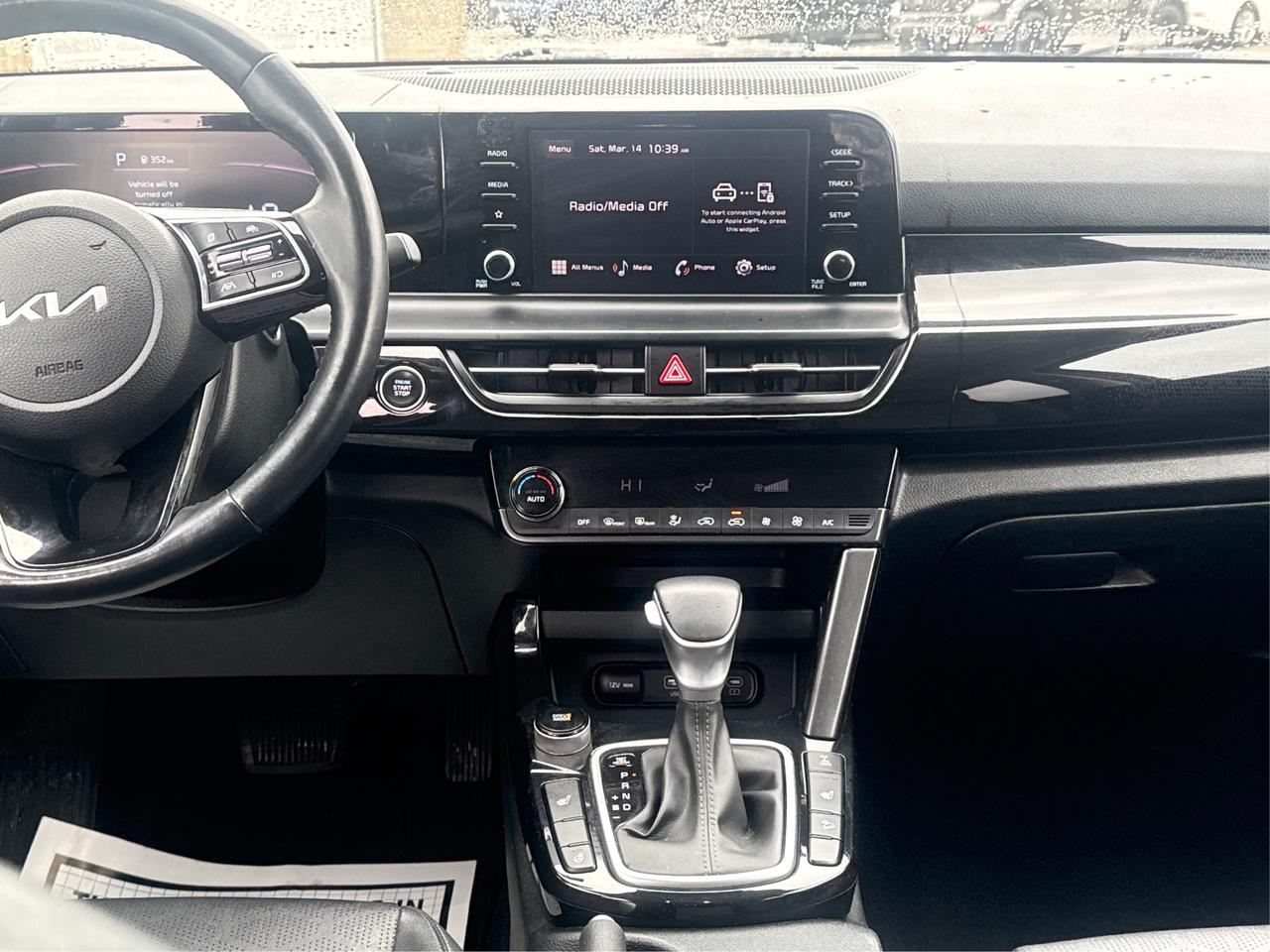 2024 Kia Seltos AWD SUNROOF HEATED SEATS! WE FINANCE ALL CREDIT Photo