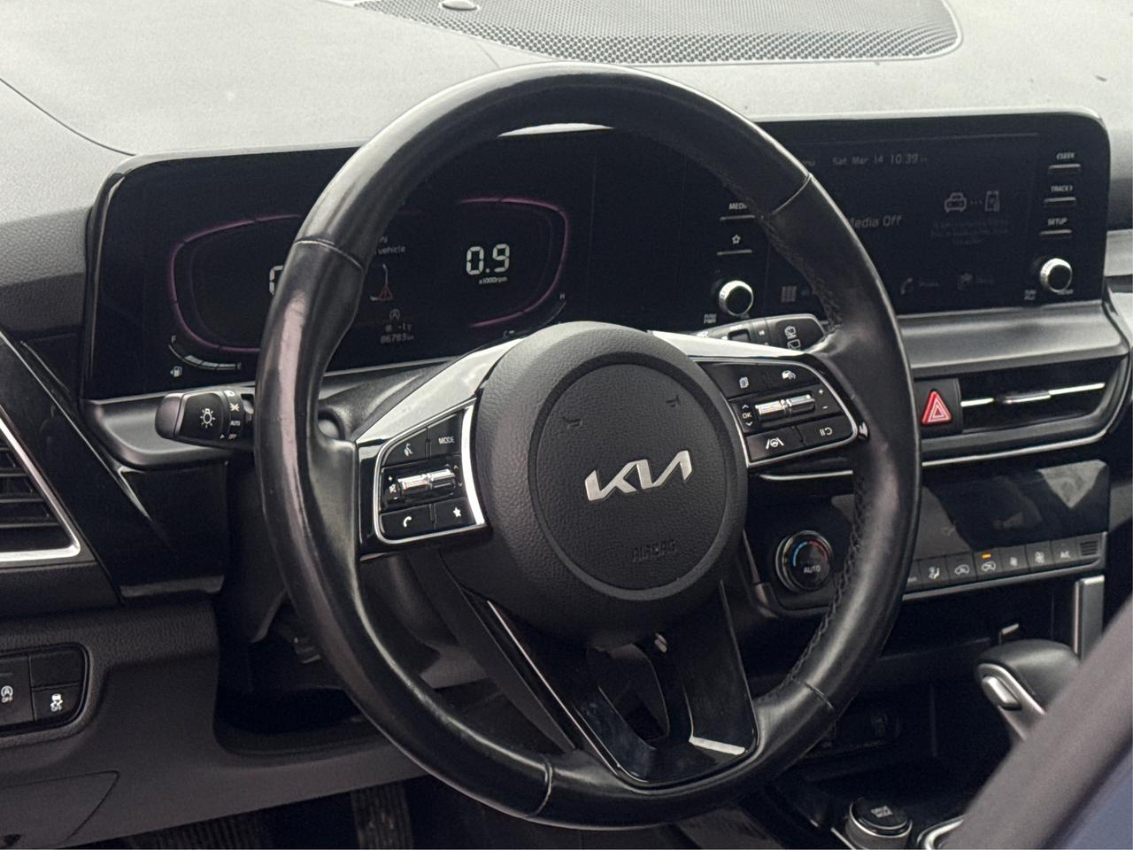 2024 Kia Seltos AWD SUNROOF HEATED SEATS! WE FINANCE ALL CREDIT Photo