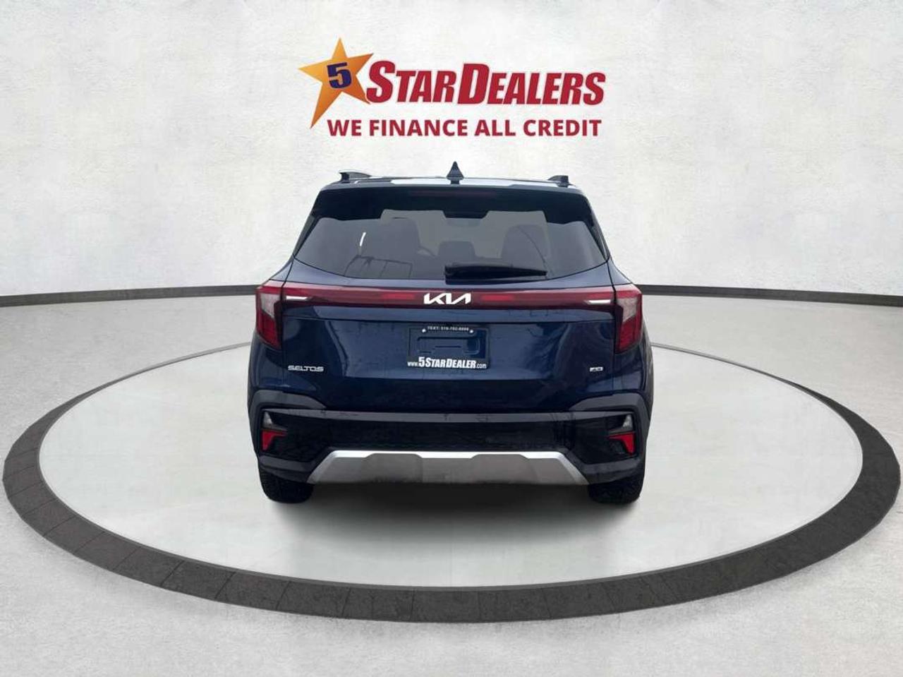 2024 Kia Seltos AWD SUNROOF HEATED SEATS! WE FINANCE ALL CREDIT Photo